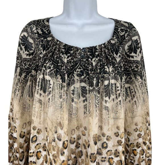 Chico's 3/4 Sleeve Round Neck with Pintuck Button Detail Semi Sheer Blouse Sz M - Picture 2 of 8